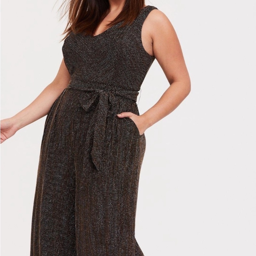 Torrid Black and Gold Jumpsuit 2x (torrid size 2)
